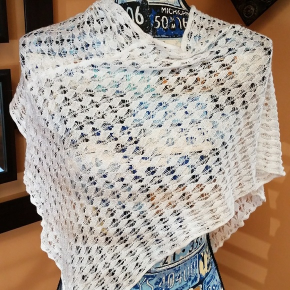 WHITE KNIT COVER UP - Picture 2 of 6